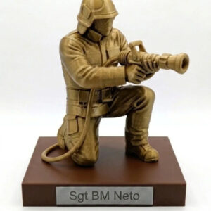 Estátua Homenagem ao Bombeiro – 15 cm